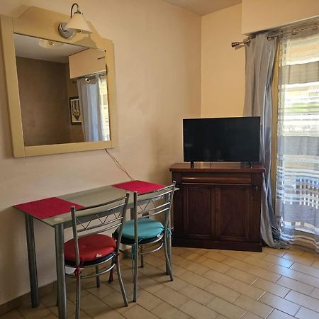 Appartement Angela Golfe-Juan Buitenkant foto