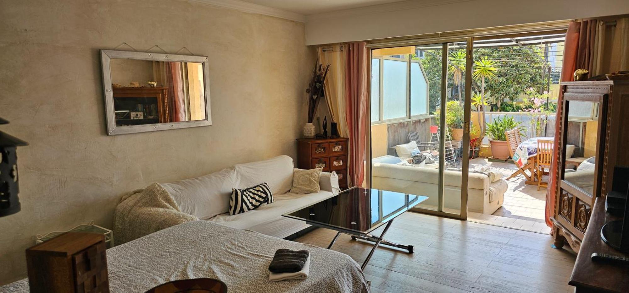Appartement Angela Golfe-Juan Buitenkant foto