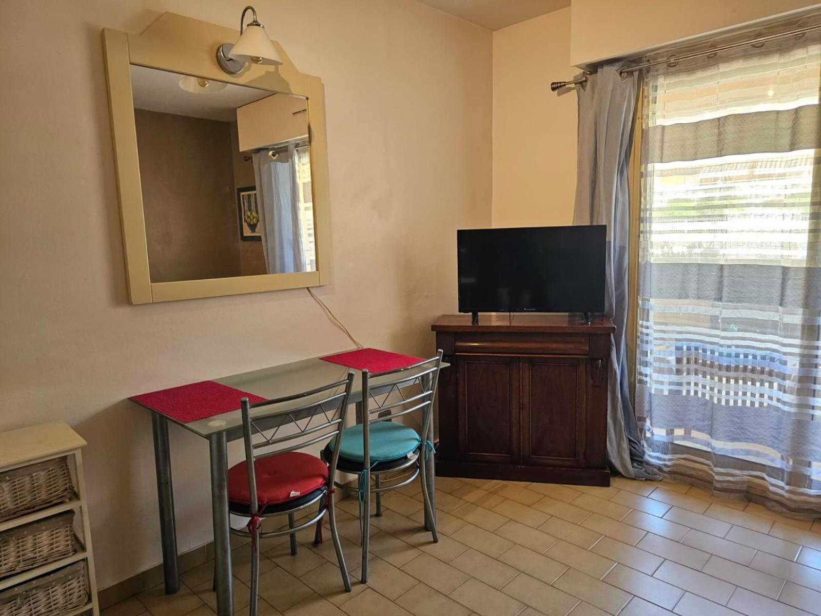 Appartement Angela Golfe-Juan Buitenkant foto